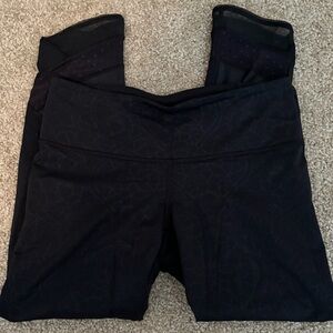 Lululemon Leggings in size 6